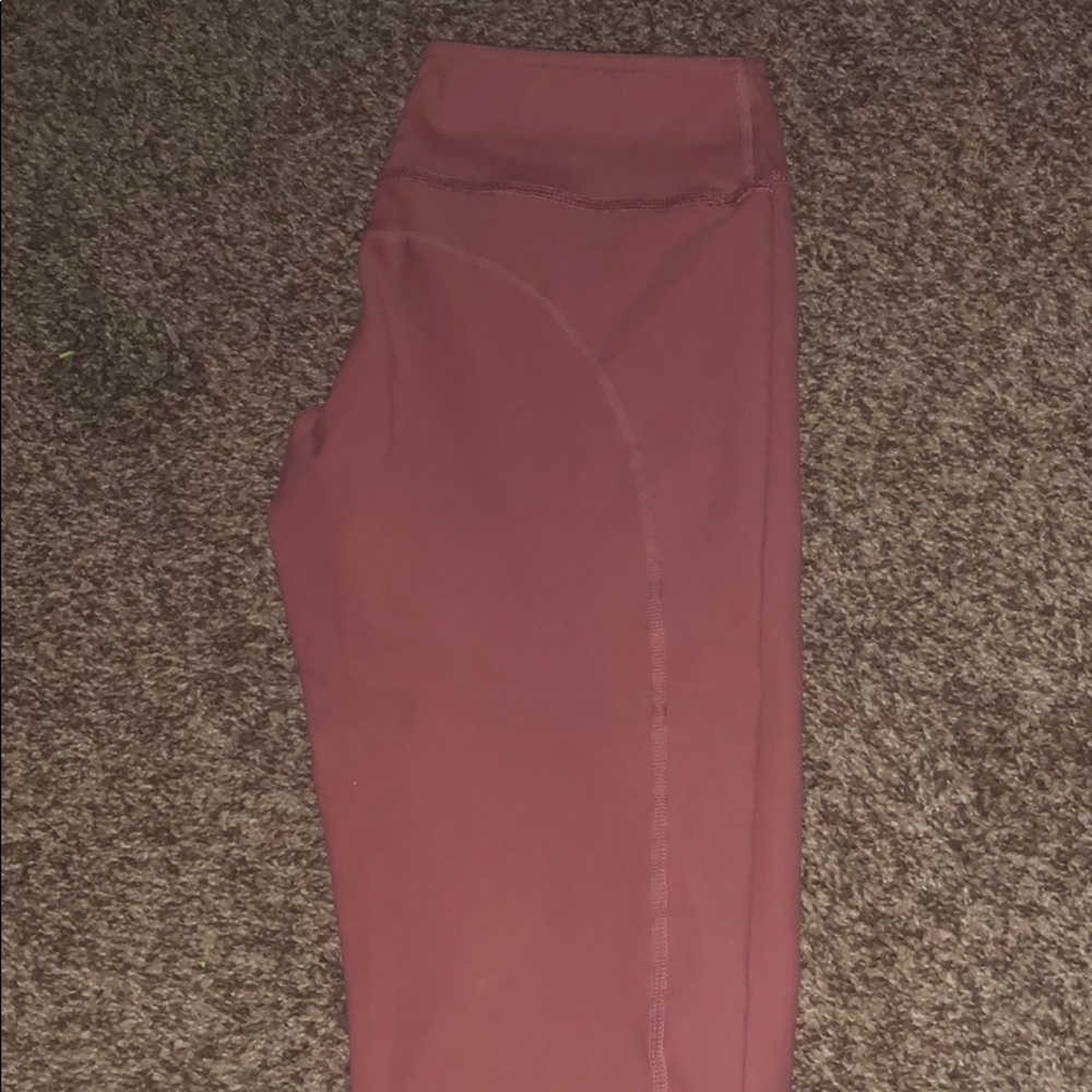 Buff bunny cropped camila leggings